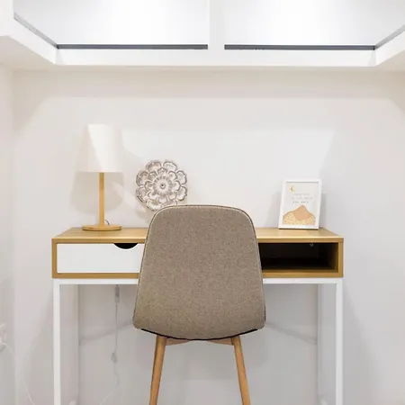 Cozy Next To Fashion St 아파트 *